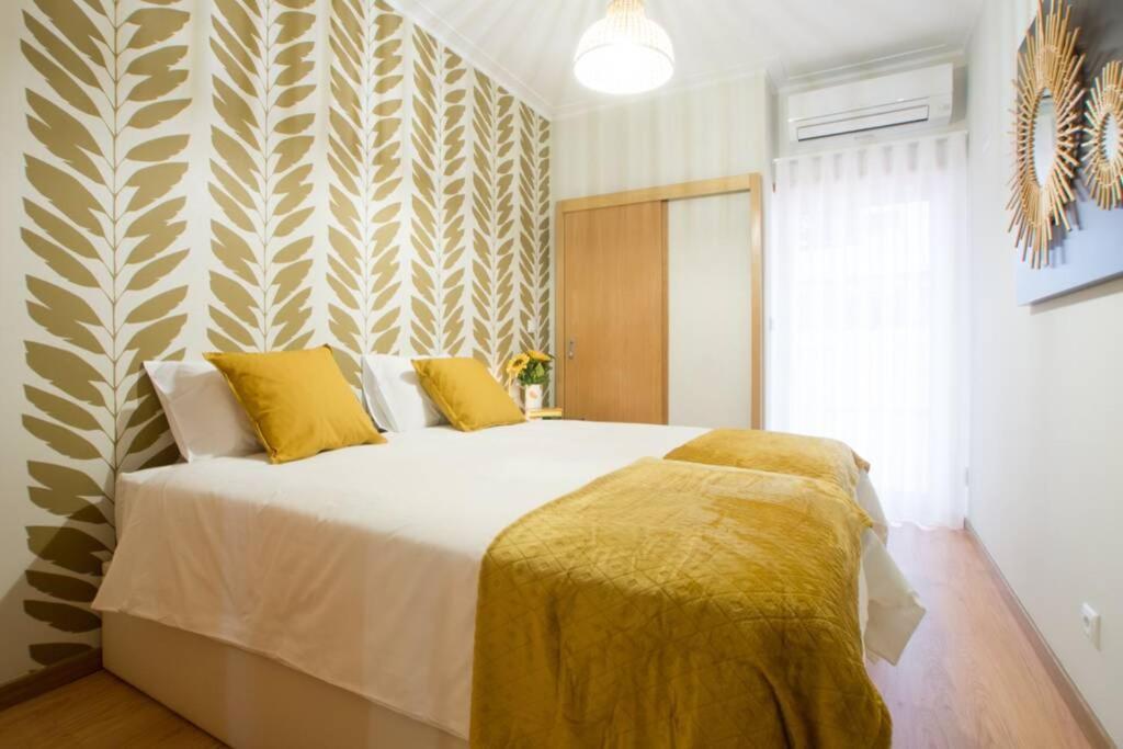 Modern Apartment In Coimbra City Center Екстериор снимка